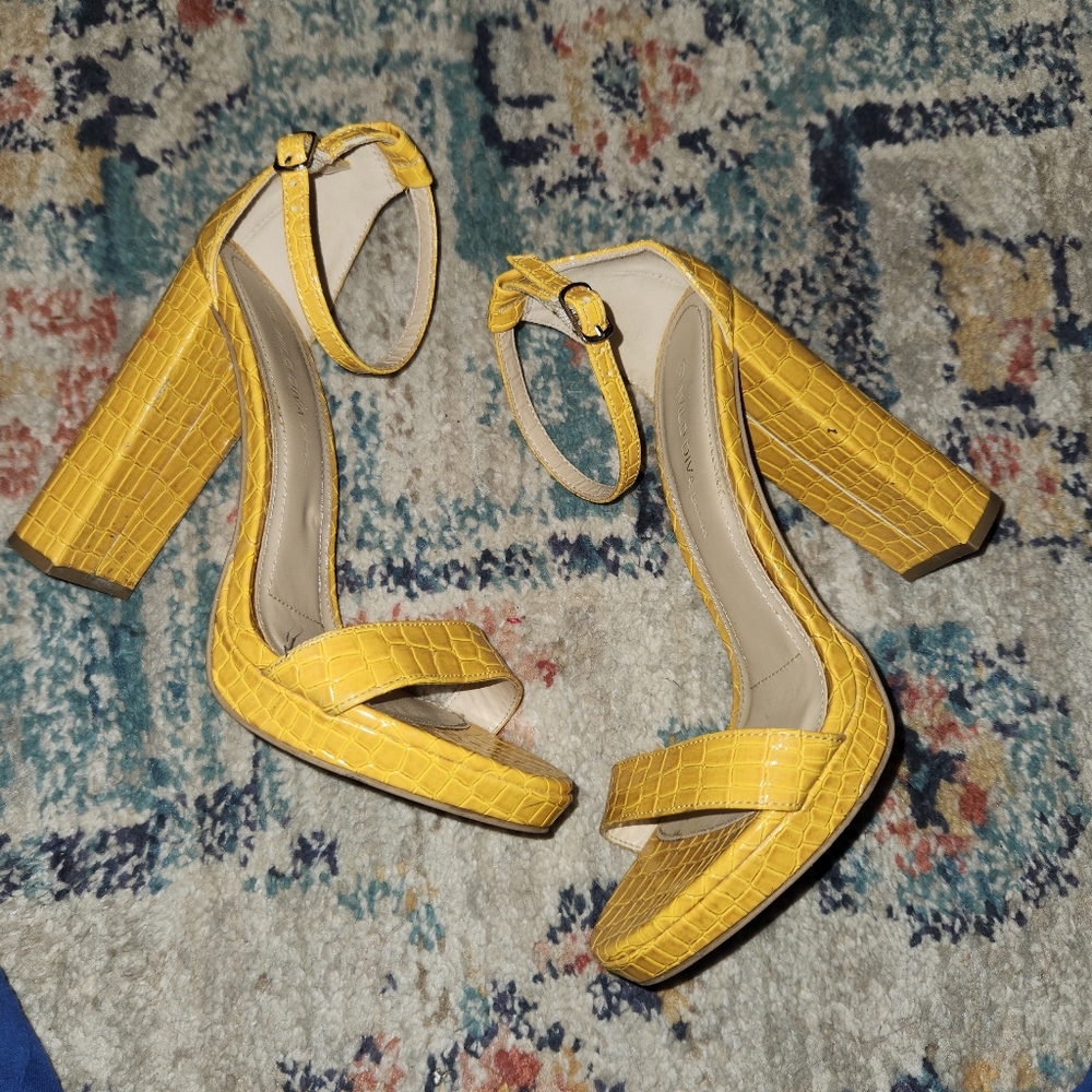 Wild Diva Yellow Heels